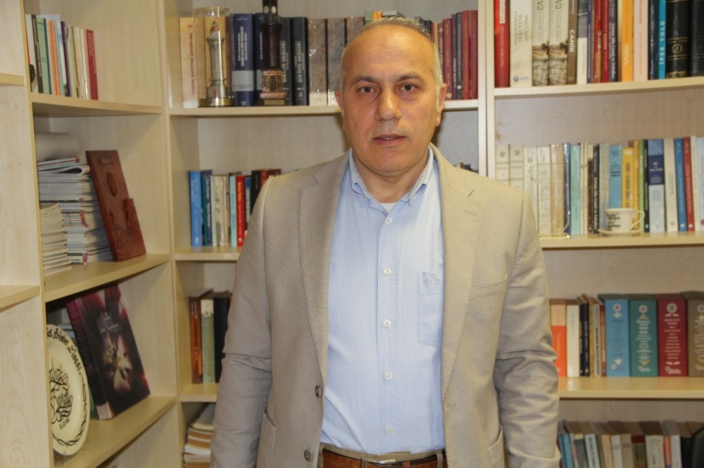 Prof. Dr. Yavuz Bayram: “28 Şubat sürecinin yanlışları insanları FETÖ’nün kucağına attı” 