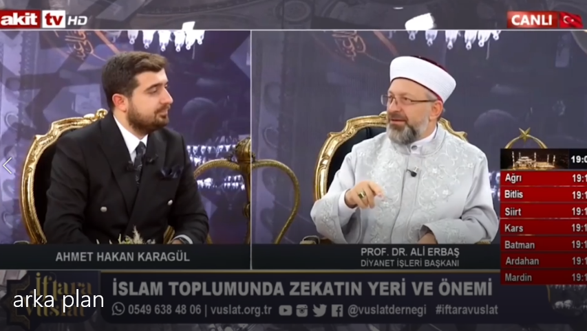 Prof. Erbaş ekonomik dengenin formülünü anlattı: Herkes hakkıyla zekatını verse kimse yoksul kalmaz