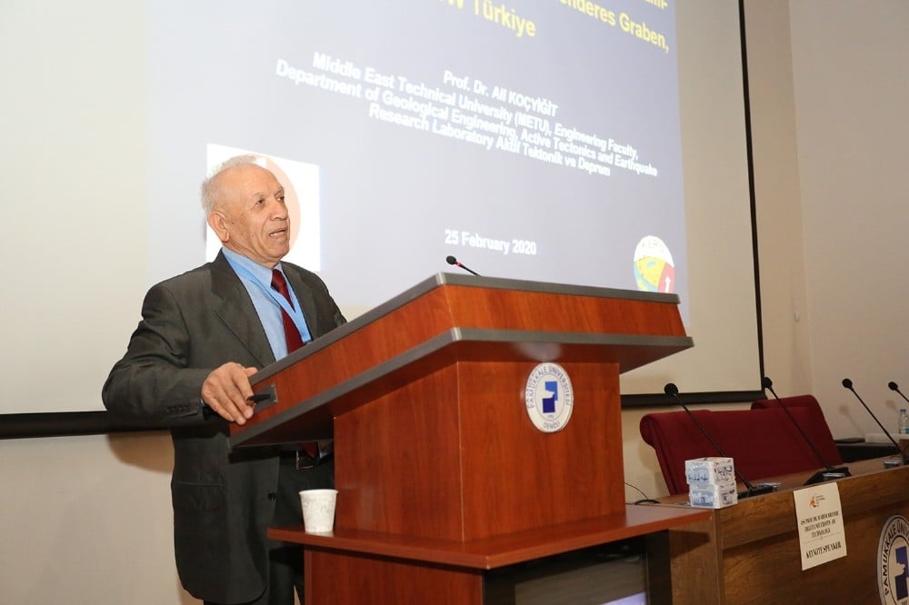 Prof. Koçyiğit’ten Elazığ ve Manisa’yı rahatlatacak deprem açıklaması 