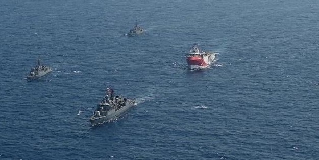 Prof. Oktay, Mavi Vatan'daki gelişmeleri değerlendirdi: Türkiye'nin Yunanistan ile savaşı birkaç saatten fazla sürmez
