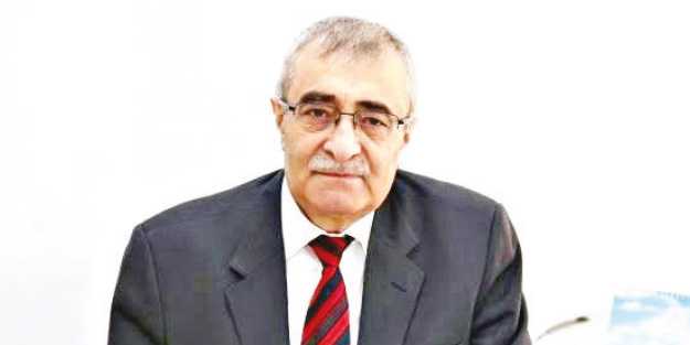 Prof.Dr. Arif Ersoy ebediyete yürüdü