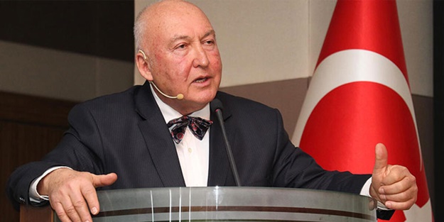 Profesörlüğün batsın: İslami değerleri hedef alıp Müslümanlara akılalmaz ithamlarda bulundu!