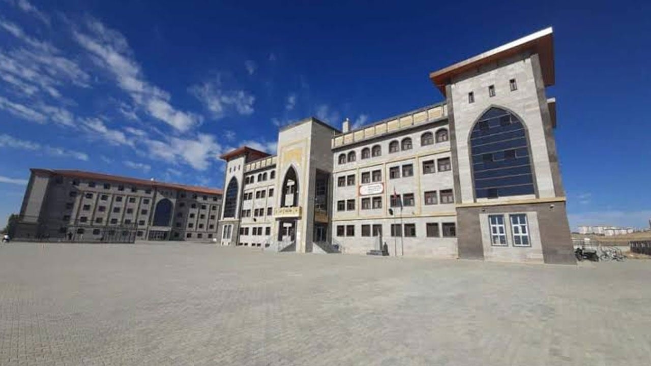 Proje İmam Hatip Ortaokullarına yoğun ilgi! Binlerce öğrenci sınava girip kabul bekliyor