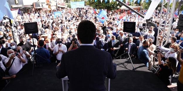Promter şovu elinde patladı! Ali Babacan madara oldu!