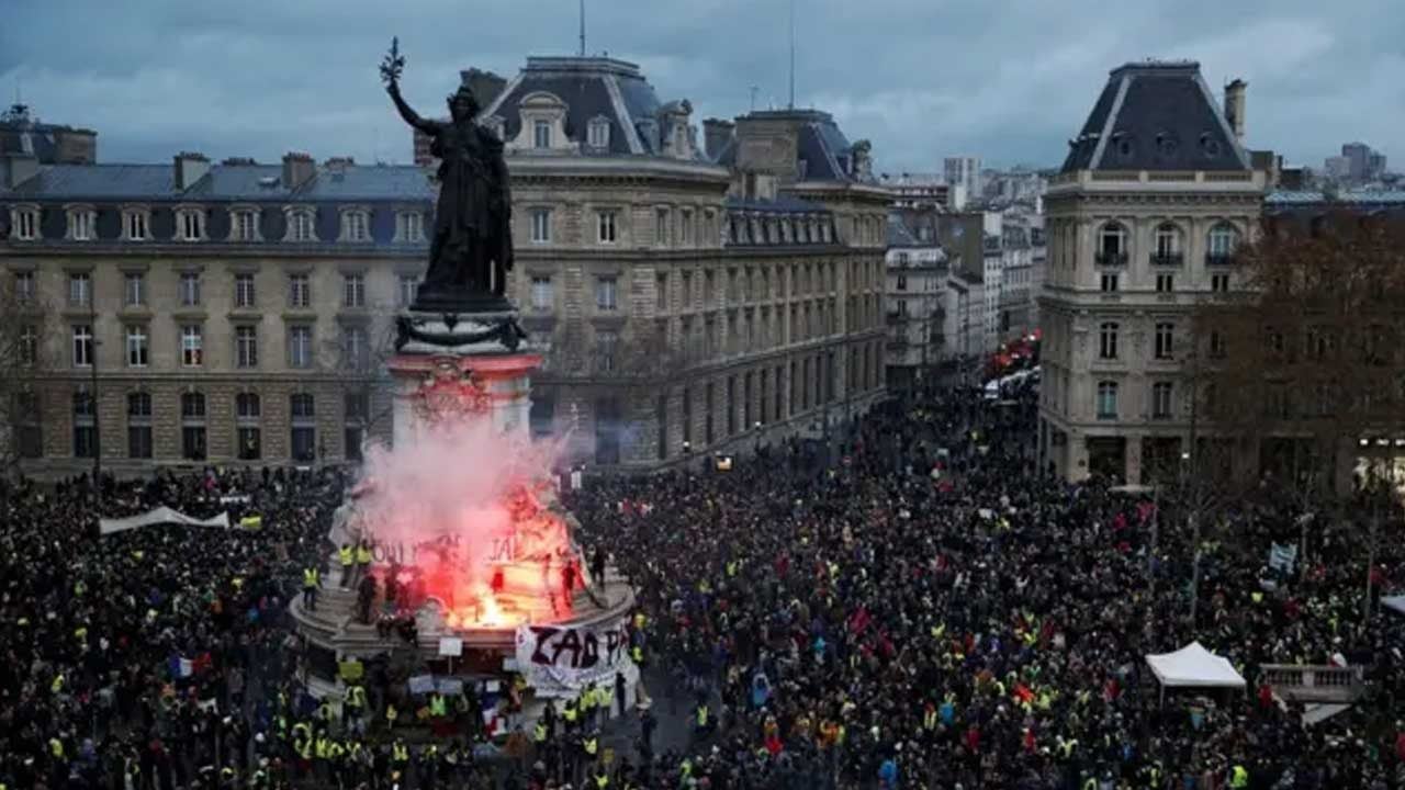 Protestoculara sert önlem hazırlığı! Fransa’da dananın kuyruğu cumartesi kopacak