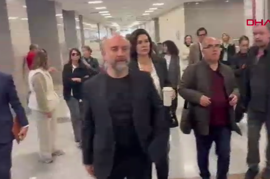 Provokatör Halit Ergenç yine yerini aldı! Gezici Ayşe Barım için hesap günü