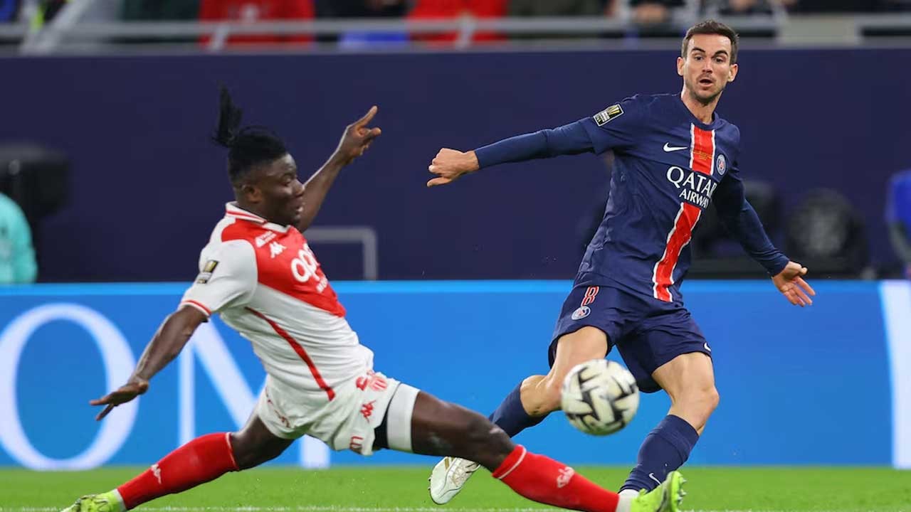 PSG 2-0 geriye düştüğü maçı kazandı