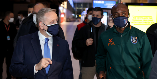 Irkçı saldırıya uğrayan Webo'dan açıklama