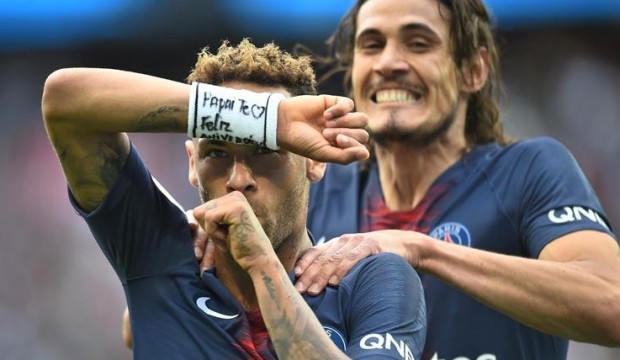 PSG yıldızlarıyla yendi