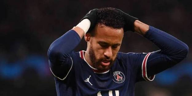 PSG'nin ünlü yıldızına büyük şok