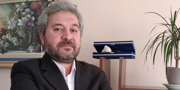 Psikolog Mehmet Emin Kızgın’dan eşlere tavsiye: Kriz dönemini fırsata çevirin