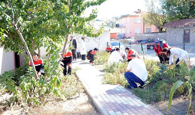 Psikolojik sorunlarını iş terapisiyle aşıyorlar
