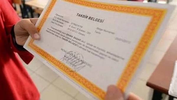 Puan ortalaması kaç olursa takdir alınır?