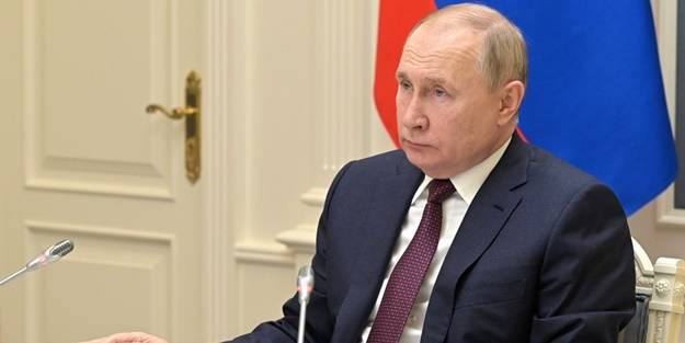 'Batı'nın yeni Hitleri Putin!'