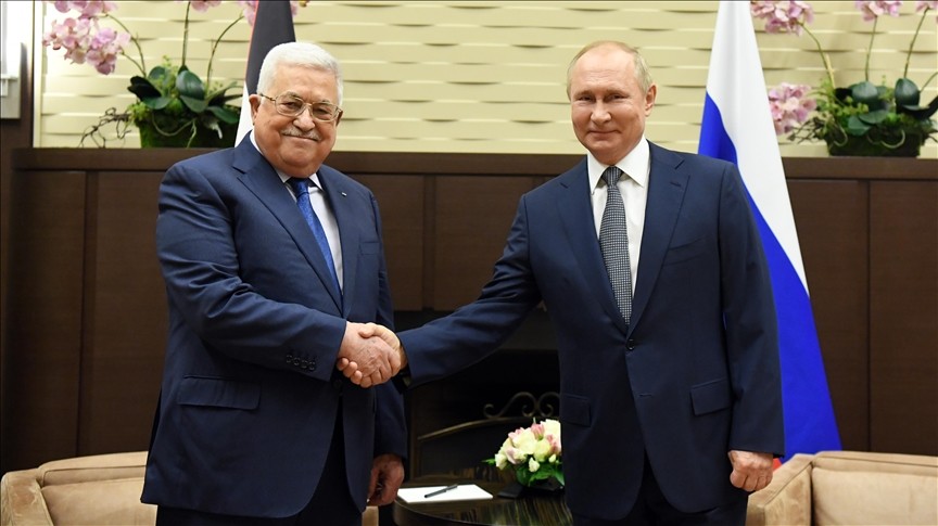 Putin, Filistin Devlet Başkanı Abbas’la görüştü!