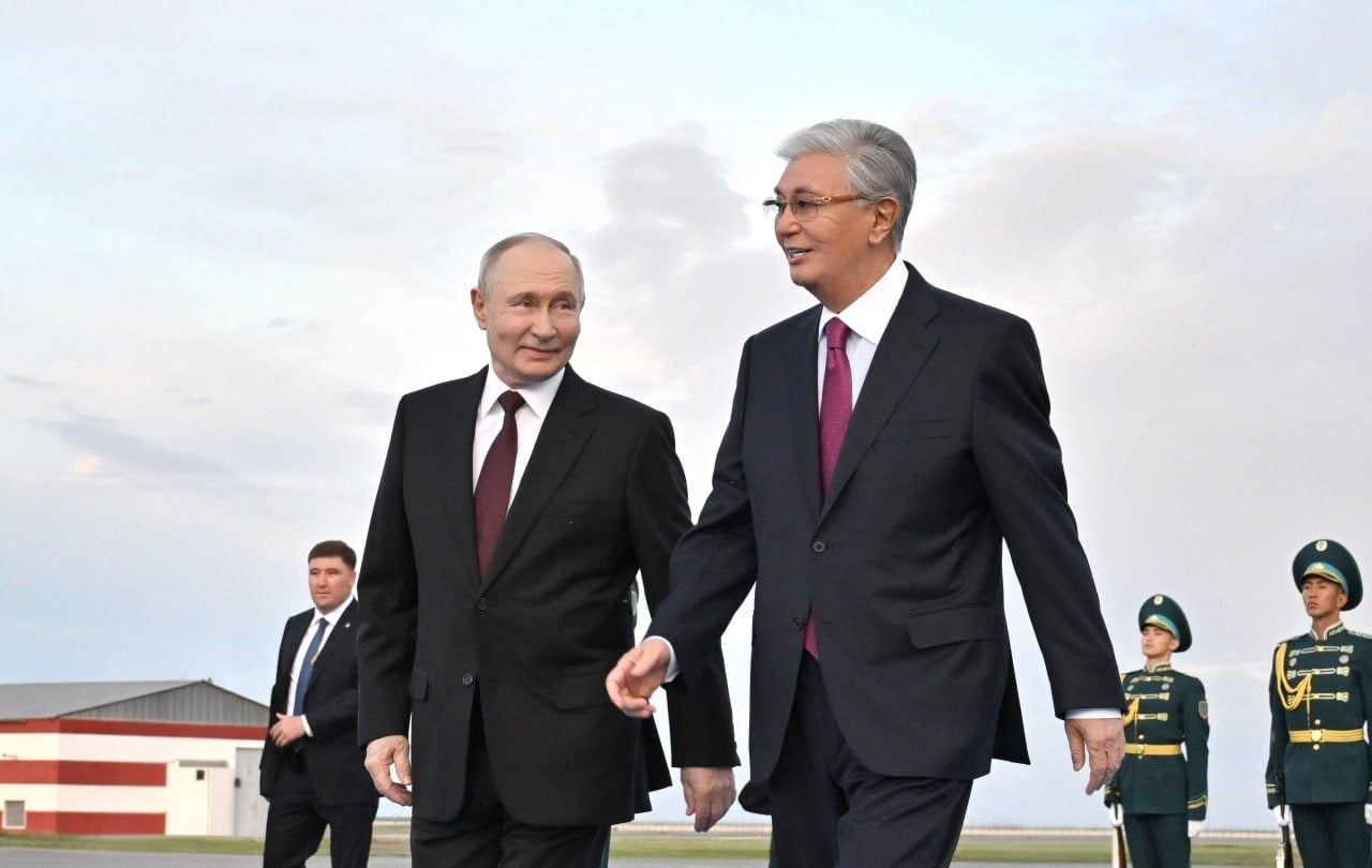 Putin resmi ziyaret için Kazakistan’da