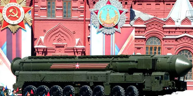 Putin'den şaşırtan nükleer silah açıklaması!
