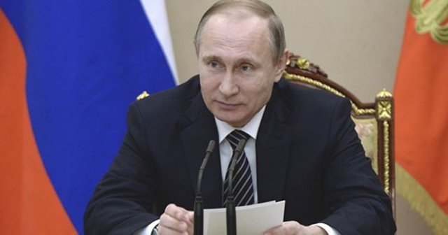 Putin'den sürpriz karar, hepsini sildi