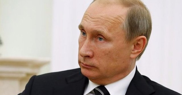 Putin'e darbe üstüne darbe