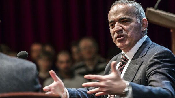 Rus siyasetçi: Putin'in asıl hedefi Avrupa'yı...