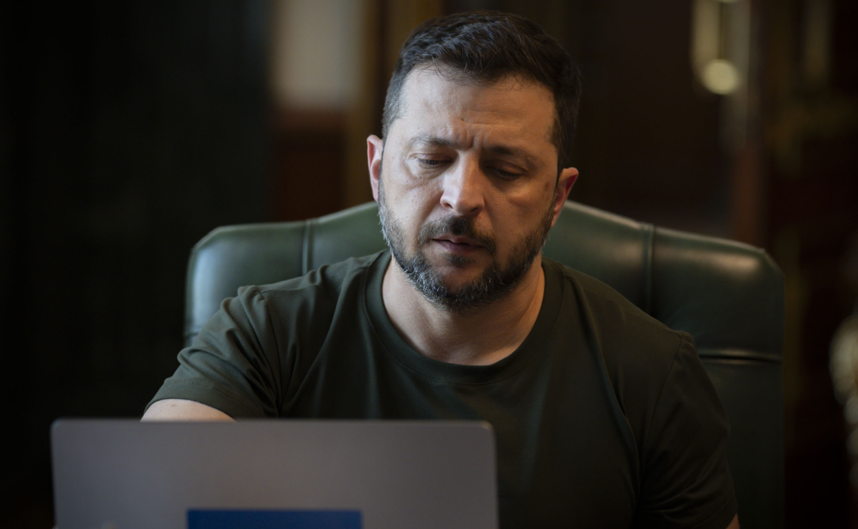 Putin’in konutuna saldırı iddiası ortalığı karıştırdı! Zelenskiy'den jet yalanlama: Rusya katliam için bahane arıyor