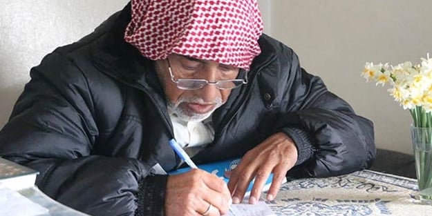 PYD camileri basıp Kur'an-ı Kerim yırttı