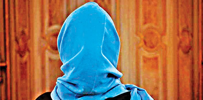 QUEBEC’TE ASIL HEDEF BAŞÖRTÜSÜ