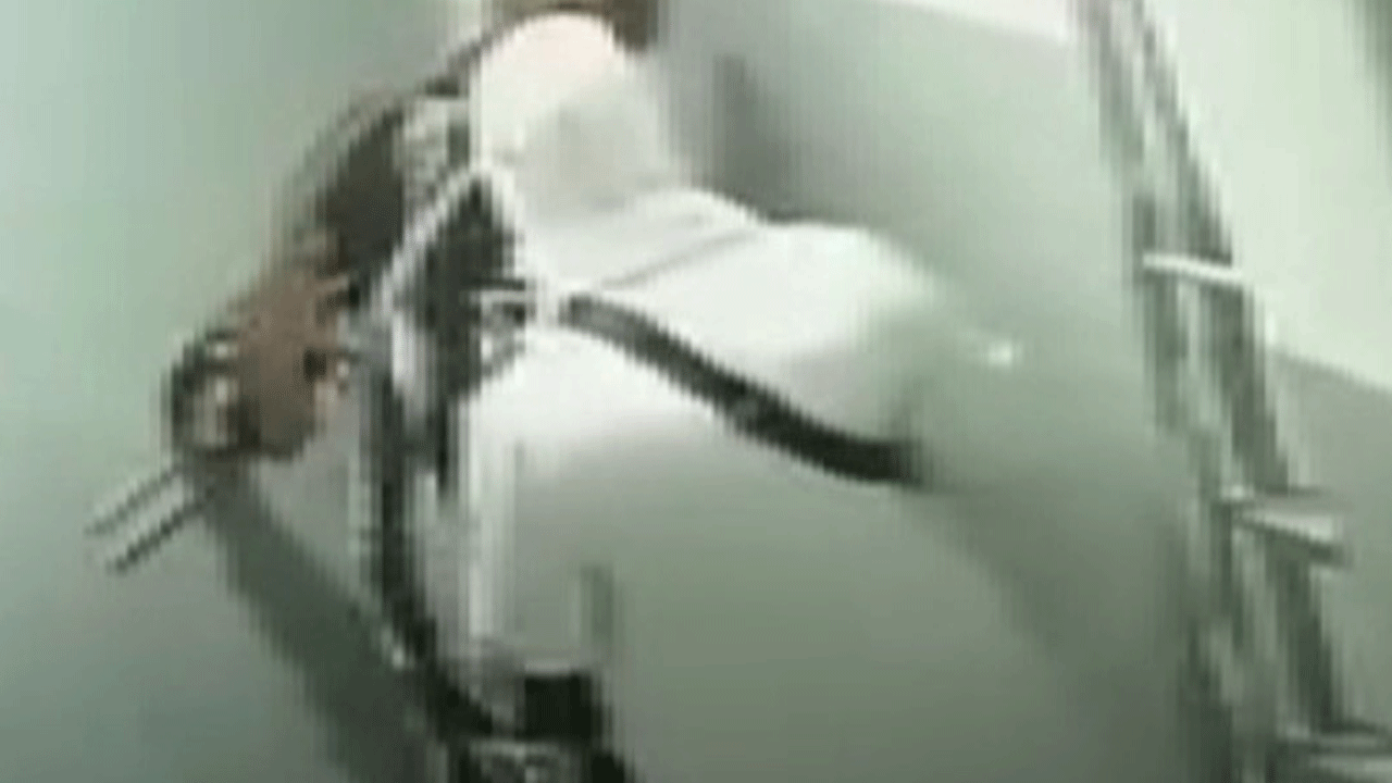 Rahatlıkları pes dedirtti: Gündüz vakti 200 bin TL'lik hırsızlık!