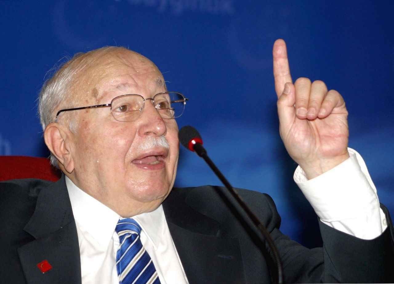 Rahmetli Erbakan Hoca 