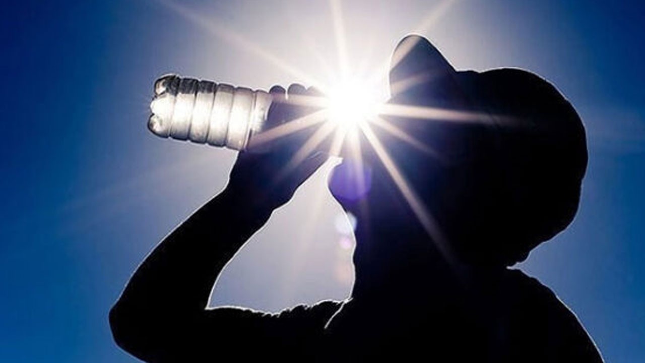 Rakamlar çok şaşırttı! O ülkede 3 bin 711 kişi aşırı sıcaklar sebebiyle öldü