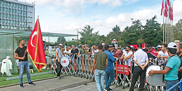 Rakamlar, İBB Başkanı Ekrem İmamoğlu’nun “israf” iddiasını çökertiyor! O araçlar hastaya şifa yoksula aş taşıdı