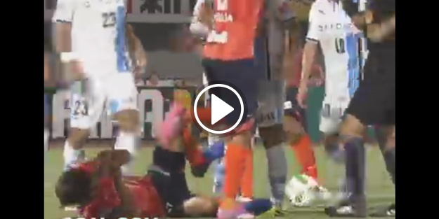 Rakibe kırmızı kart gördürme sanatı