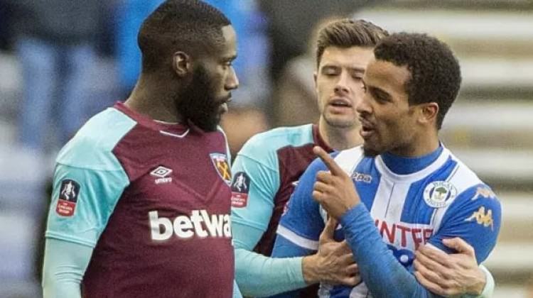 Rakibine tüküren futbolcuya ceza!