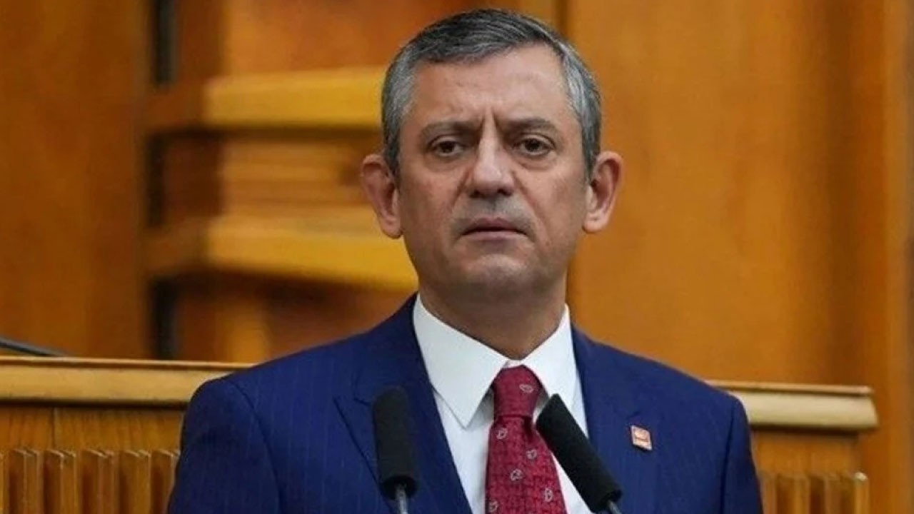 Rakıcı Özgür’ün Bulgar viskisi sevdası! Özkan Yalım'dan bakın ne istemiş