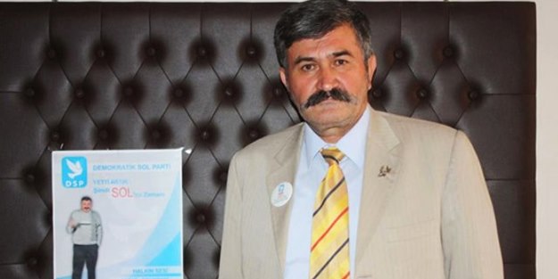 Rakılı seçim afişi bastıran adayın ipi çekildi