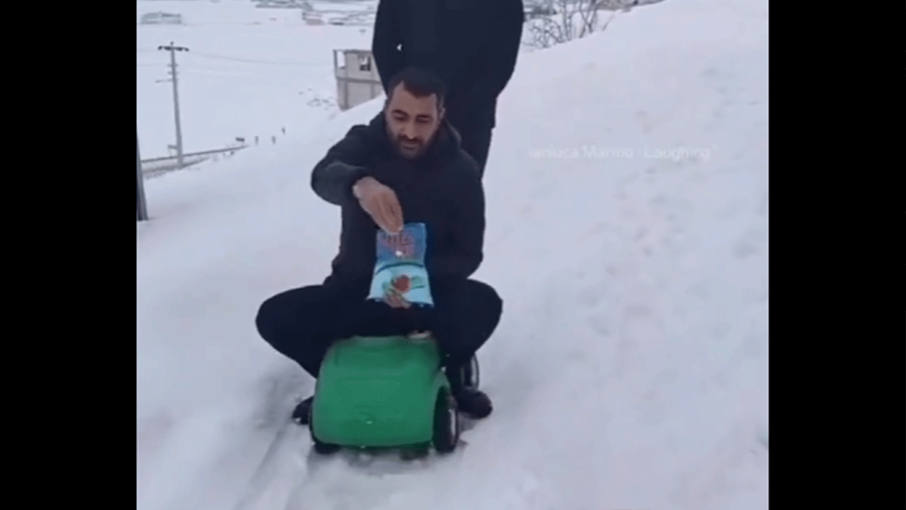 Rakıya su katmayı unutmayanlar, yollara tuz atmayı unutuyor! Vatandaş da Ekrem’le böyle dalga geçiyor