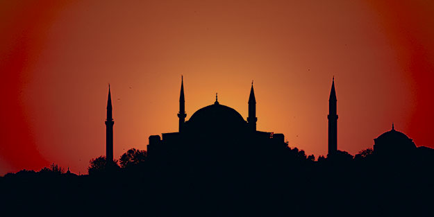 Ramazan Akit ile yaşanır...