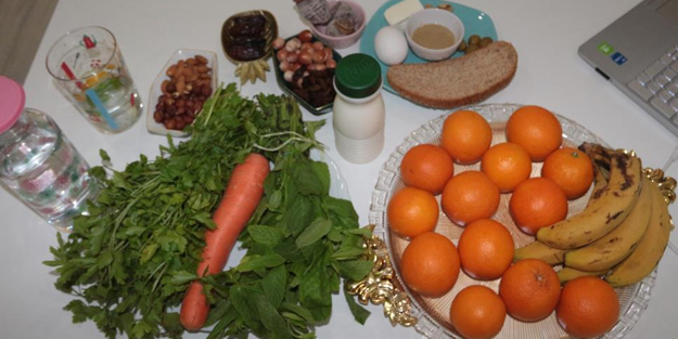 Ramazan ayında tok tutan besinler! Diyetisyenden doğru ve kontrollü beslenme uyarısı