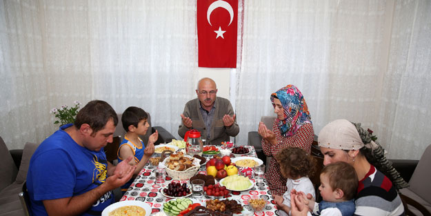 Ramazan ayının en duygusal iftarı