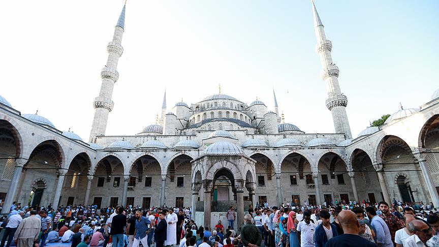 Ramazan Bayramı kutlanıyor