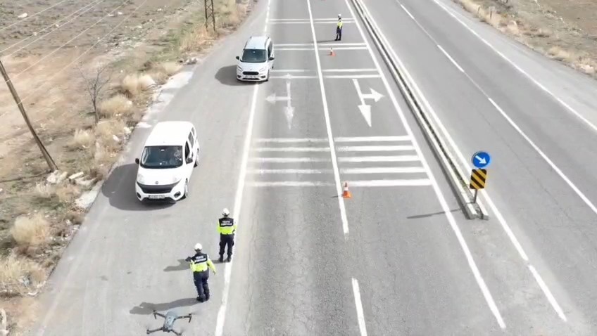 Ramazan Bayramı'nda trafik güvenliği için dron destekli denetimler arttı