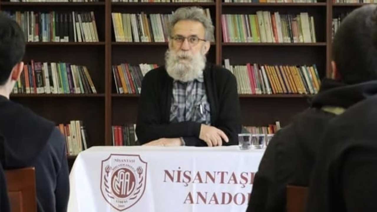 Ramazan etkinliklerini hedef almıştı! Laikçi yobaza okulda mikrofon