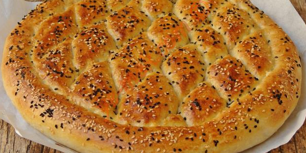 Ramazan pidesi tarifi: Evde fırınlardakini aratmayan, tam kıvamında, yumuşak, en kolay pide tarifi