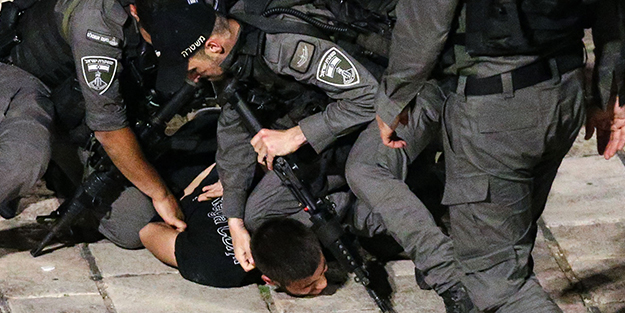 Ramazan'ın başından beri saldırıyorlar! Filistin'de zulüm var