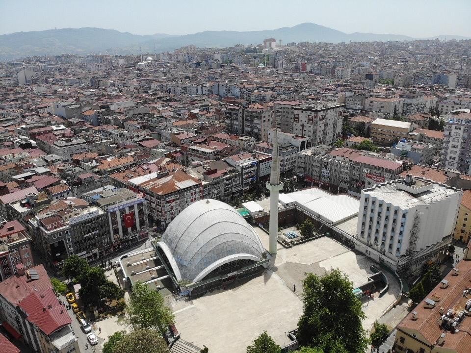 Ramazan’ın son cumasında da camiler mahzun 