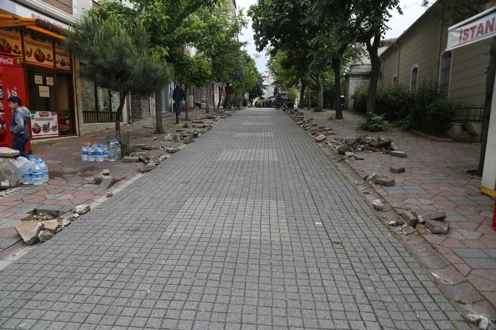Rami’de yaya ve araç trafiği düzenlemesi 