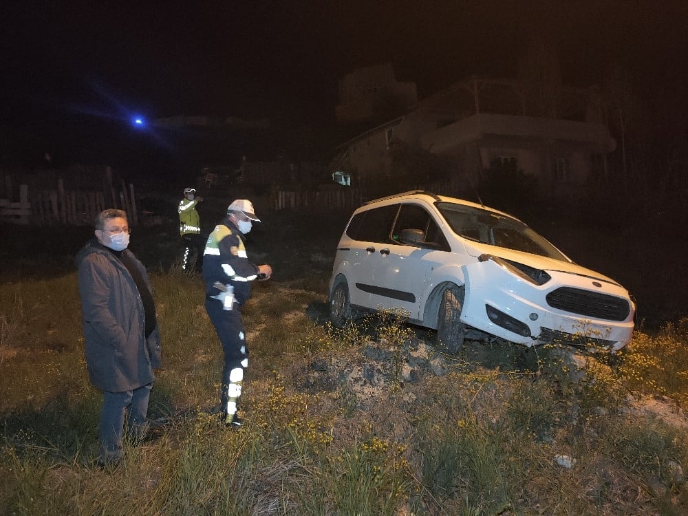 Rampa aşağıya kayan aracı ile birlikte 80 metre sürüklendi 
