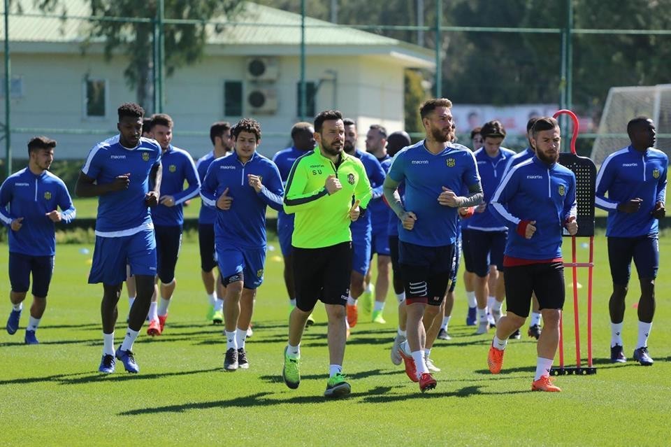 Ravcı: “Kazançlı bir kamp süreci geçiriyoruz” 