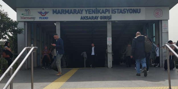 Raylara atlayan vatandaş kurtarılamadı