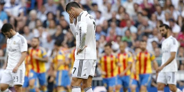 Real Madrid yıkıldı! Barça şampi...